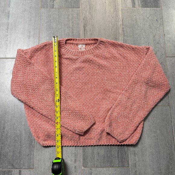 Sadie & Sage Cropped Chenille Knit Sweater Pink Size Medium - Picture 5 of 8